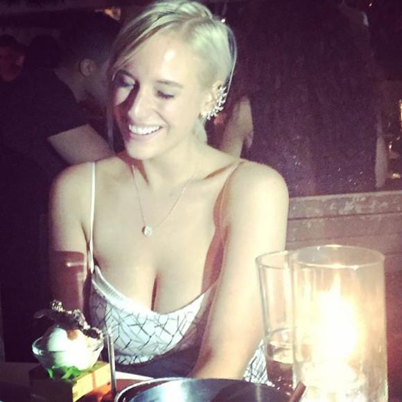 Meet your Posher, Julia - Picture 1 of 1